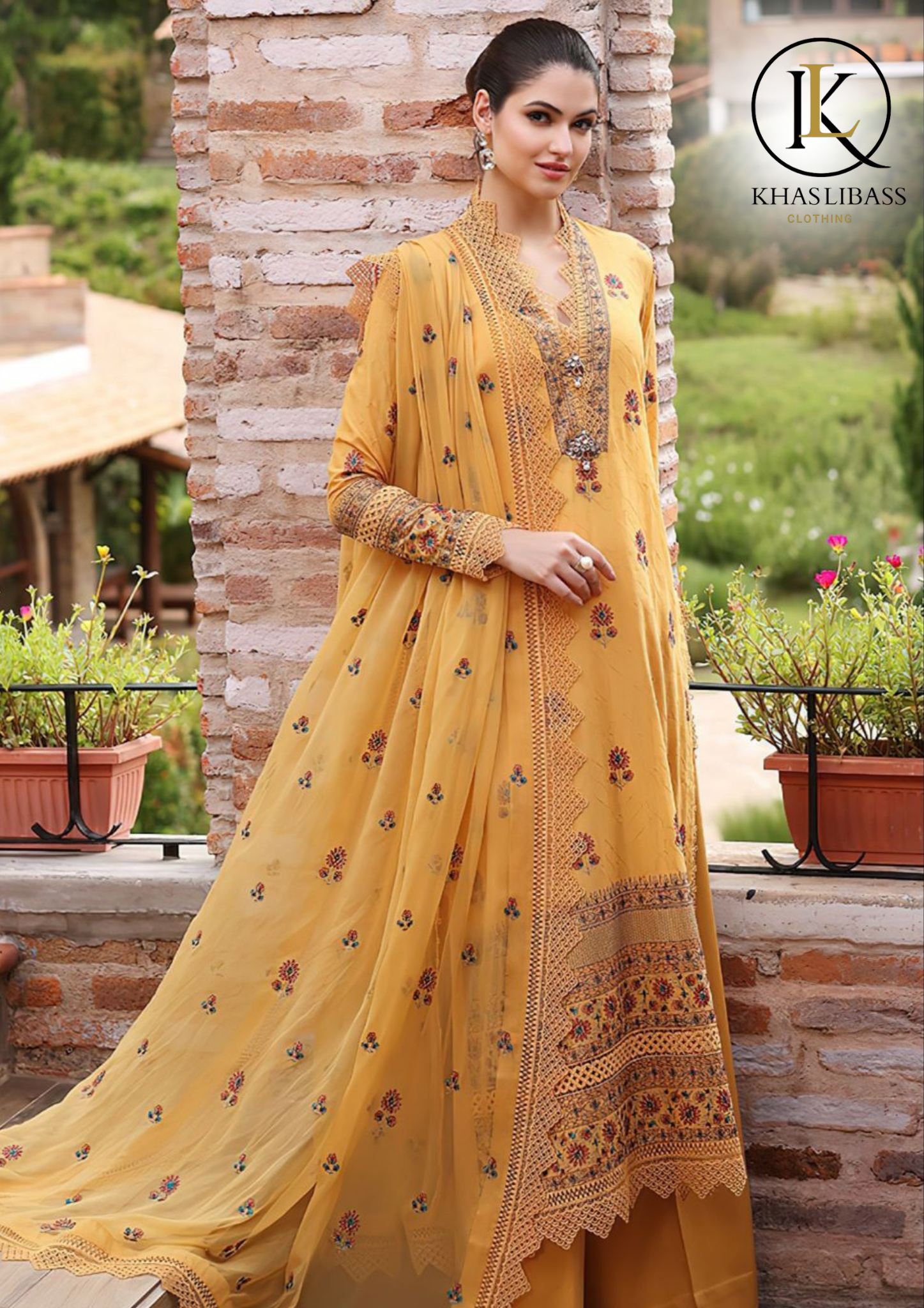 Summer Unstitched 3PCs Lawn Embroidered Shirt With Chiffon Dupatta KL-221