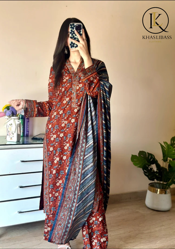 Winter Unstitched 3PCs Digital Printed Khaddar Dress With Digital Printed Khaddar Dupatta KL-414